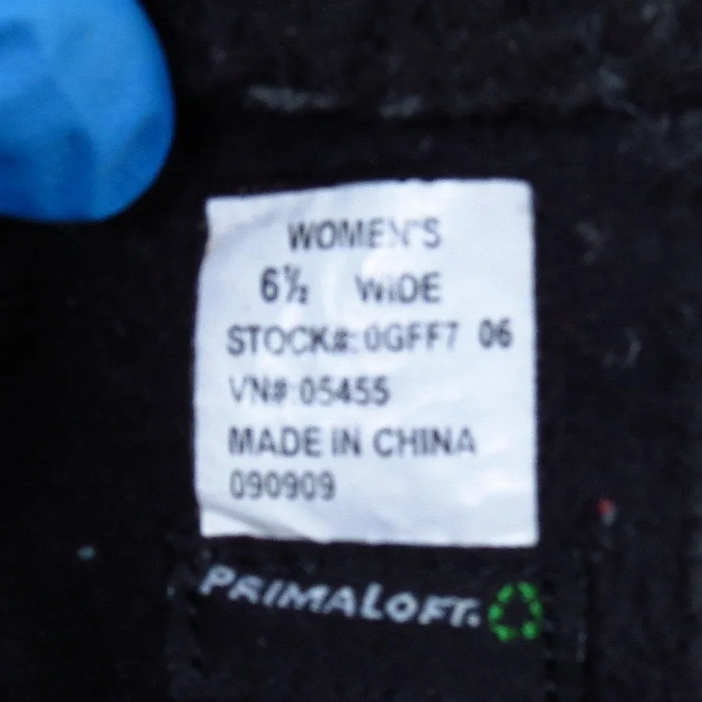 L.L. Bean Primaloft Women Winter Boots Sz 6.5 Wide Snow Cold Weather Black Suede